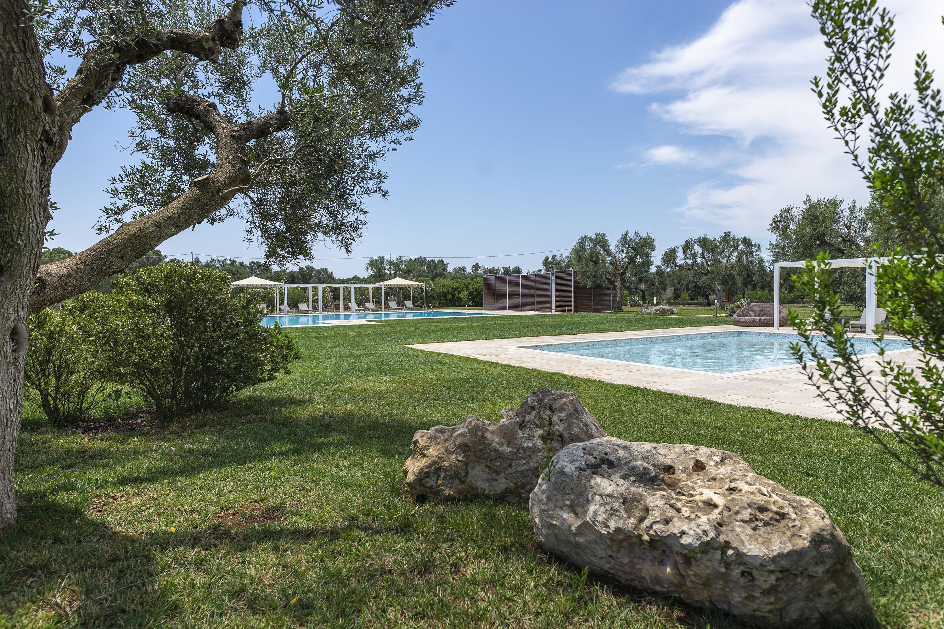Masseria Corda Di Lana Hotel & Resort Torre Lapillo Buitenkant foto