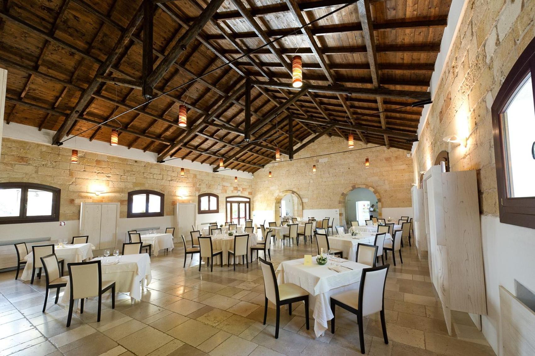 Masseria Corda Di Lana Hotel & Resort Torre Lapillo Buitenkant foto