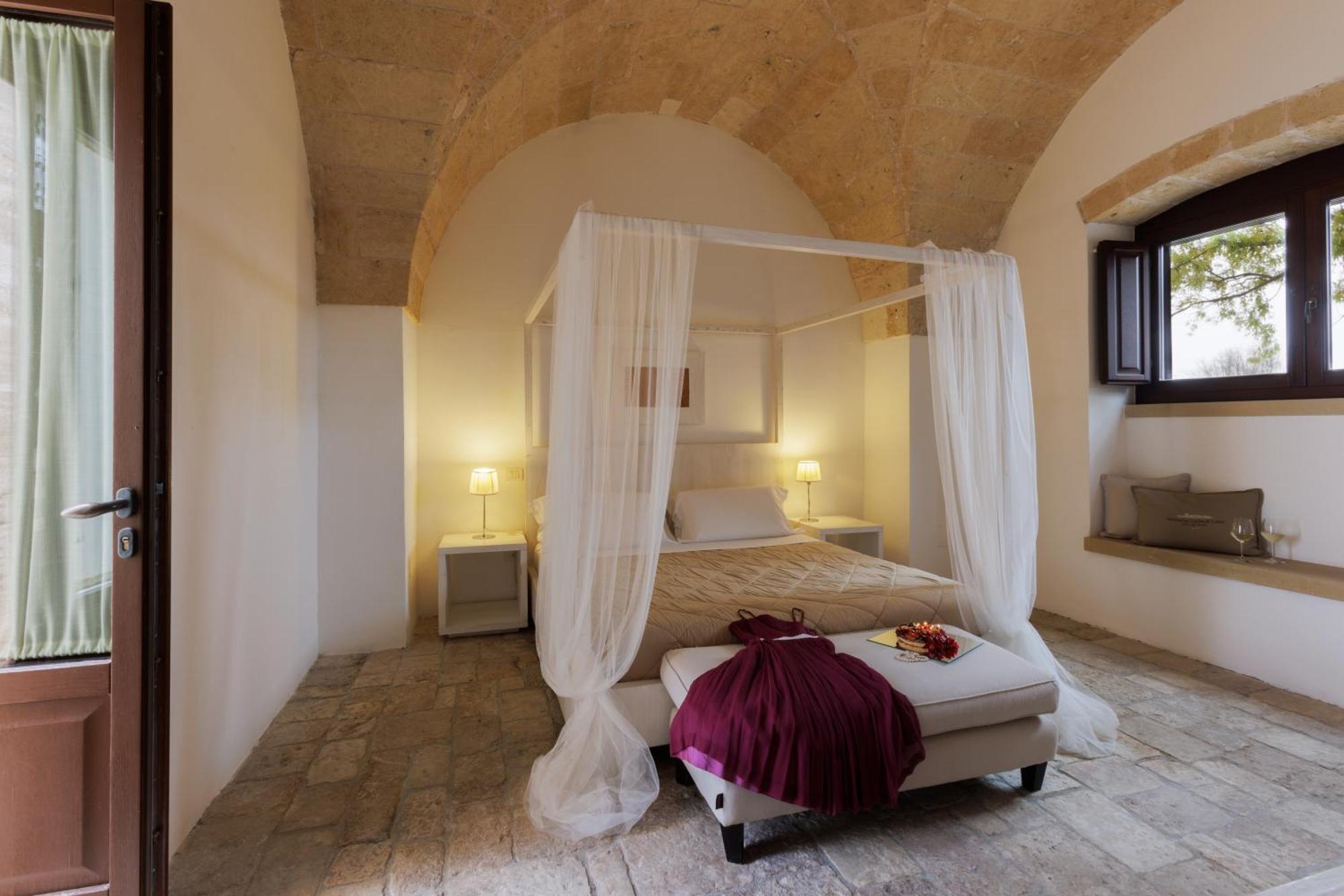 Masseria Corda Di Lana Hotel & Resort Torre Lapillo Buitenkant foto