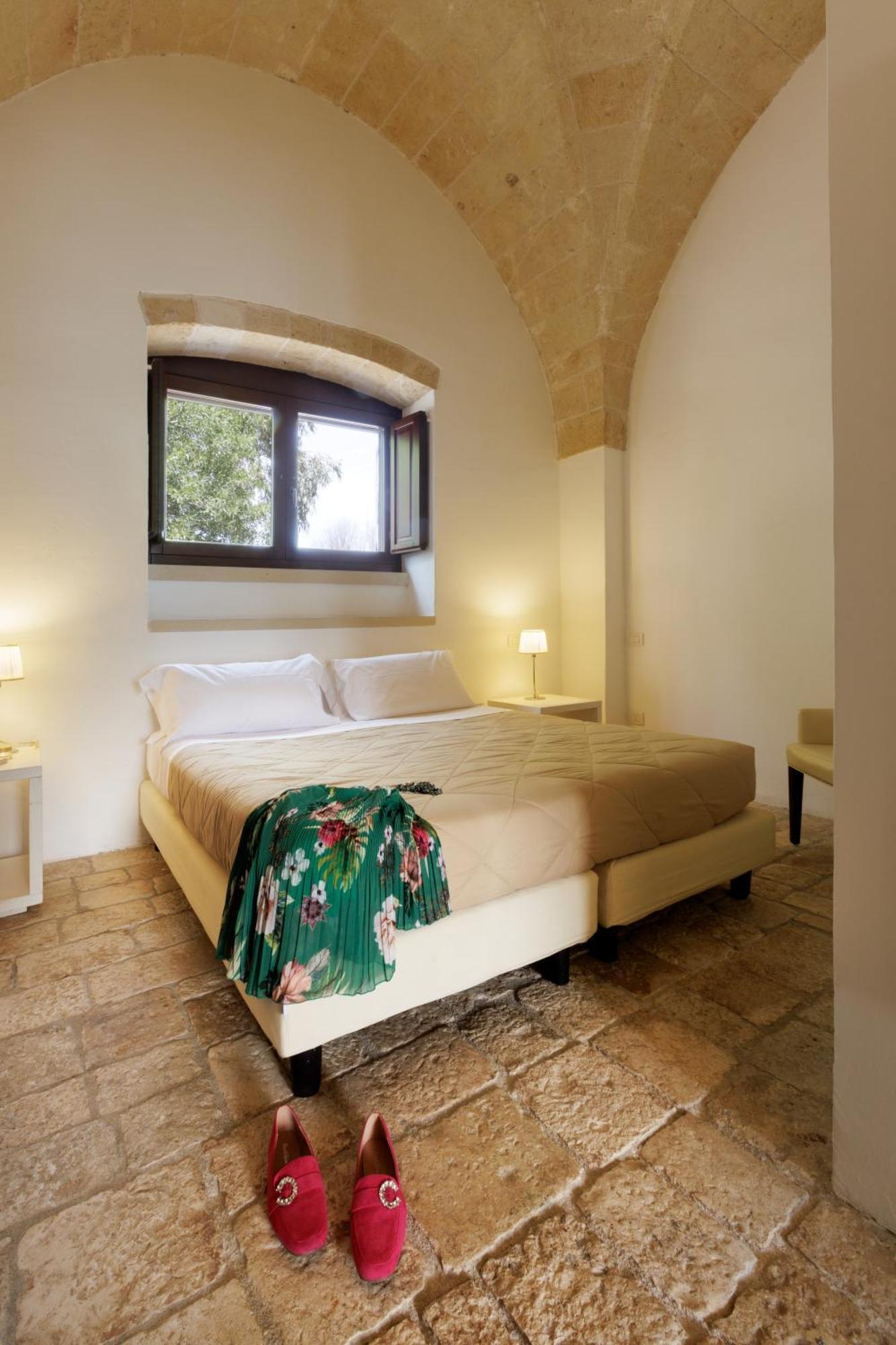 Masseria Corda Di Lana Hotel & Resort Torre Lapillo Buitenkant foto